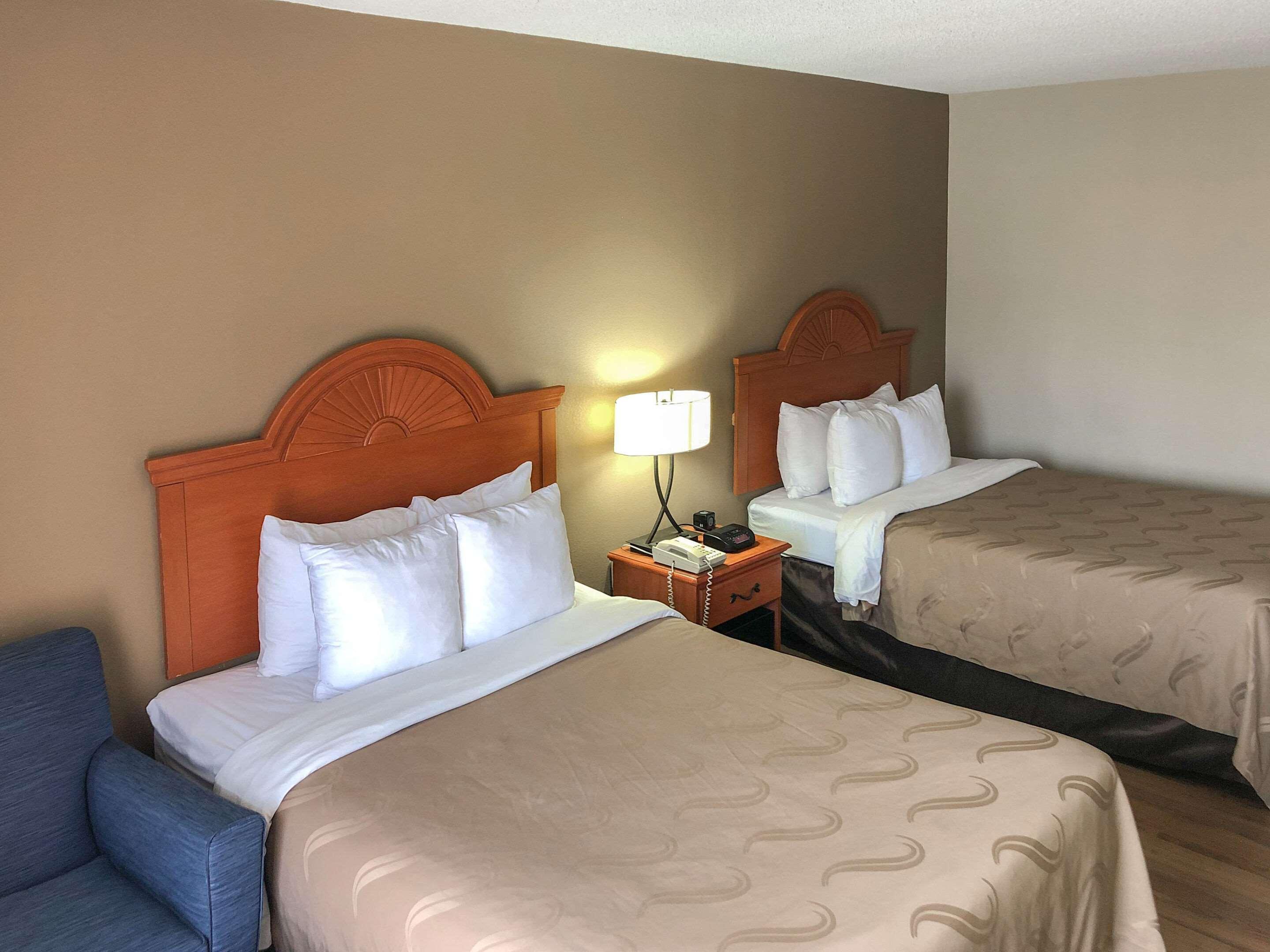 Quality Inn Near Joint Base Andrews-Washington Area Camp Springs Bagian luar foto