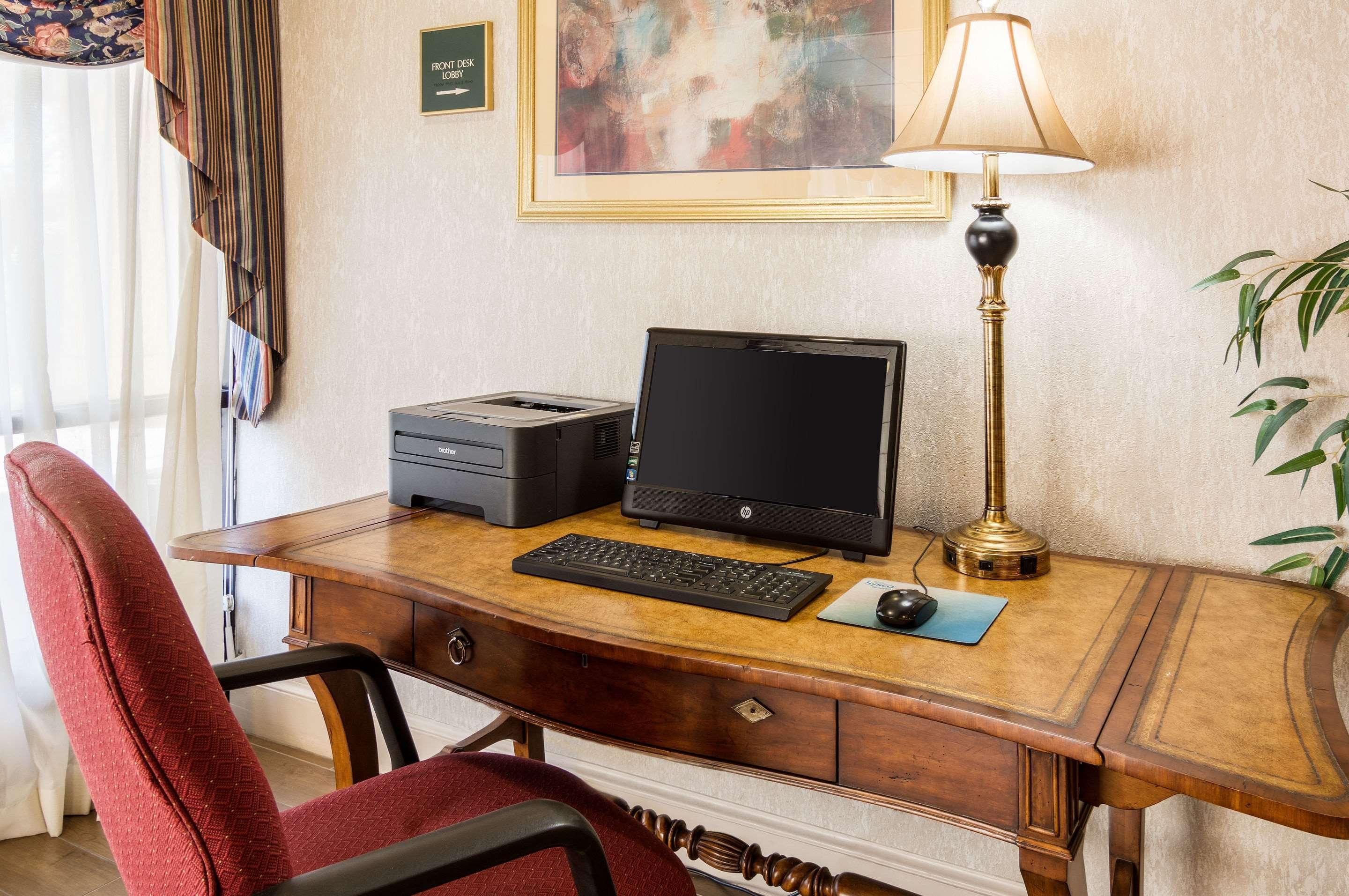 Quality Inn Near Joint Base Andrews-Washington Area Camp Springs Bagian luar foto