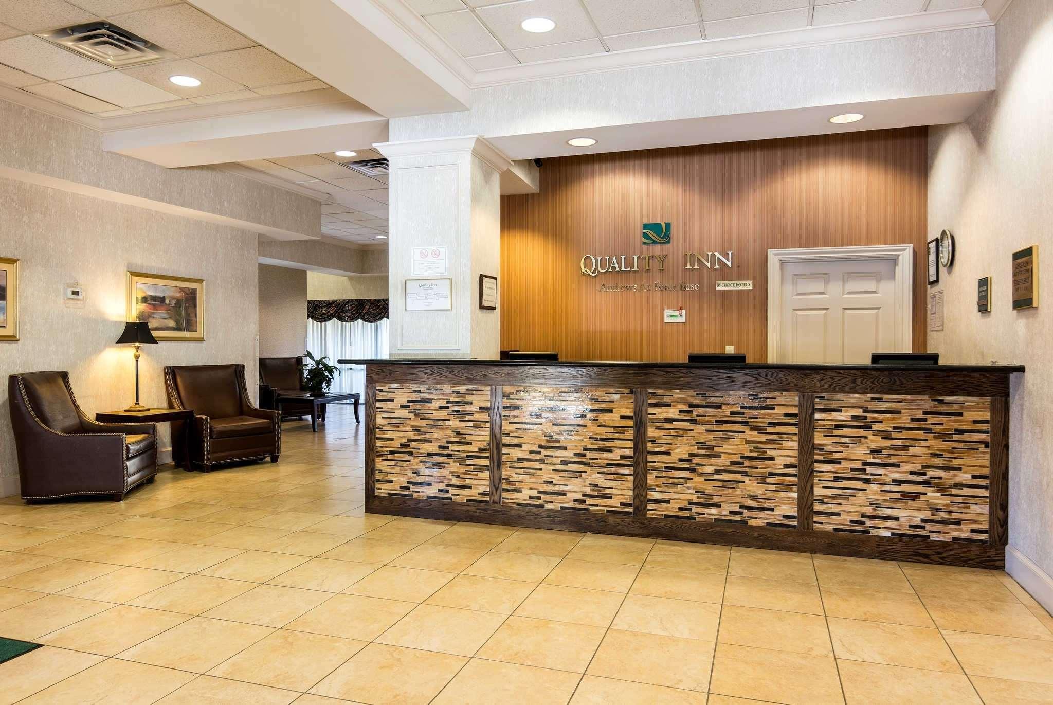 Quality Inn Near Joint Base Andrews-Washington Area Camp Springs Bagian luar foto